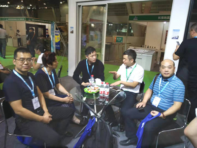 滁州市門窗幕墻協(xié)會組織參觀2019年第三屆安徽國際綠色建筑材料及裝飾材料博覽會滁州市門窗幕墻協(xié)會