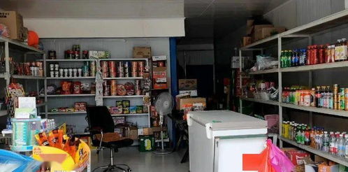 煙花 已進(jìn)入亳州 降雨將 渦陽(yáng)多處大樹被刮倒 渦陽(yáng)公交部分停運(yùn) 渦陽(yáng)這條路發(fā)生交通事故,現(xiàn)場(chǎng). 渦陽(yáng)一處違規(guī)房被查處